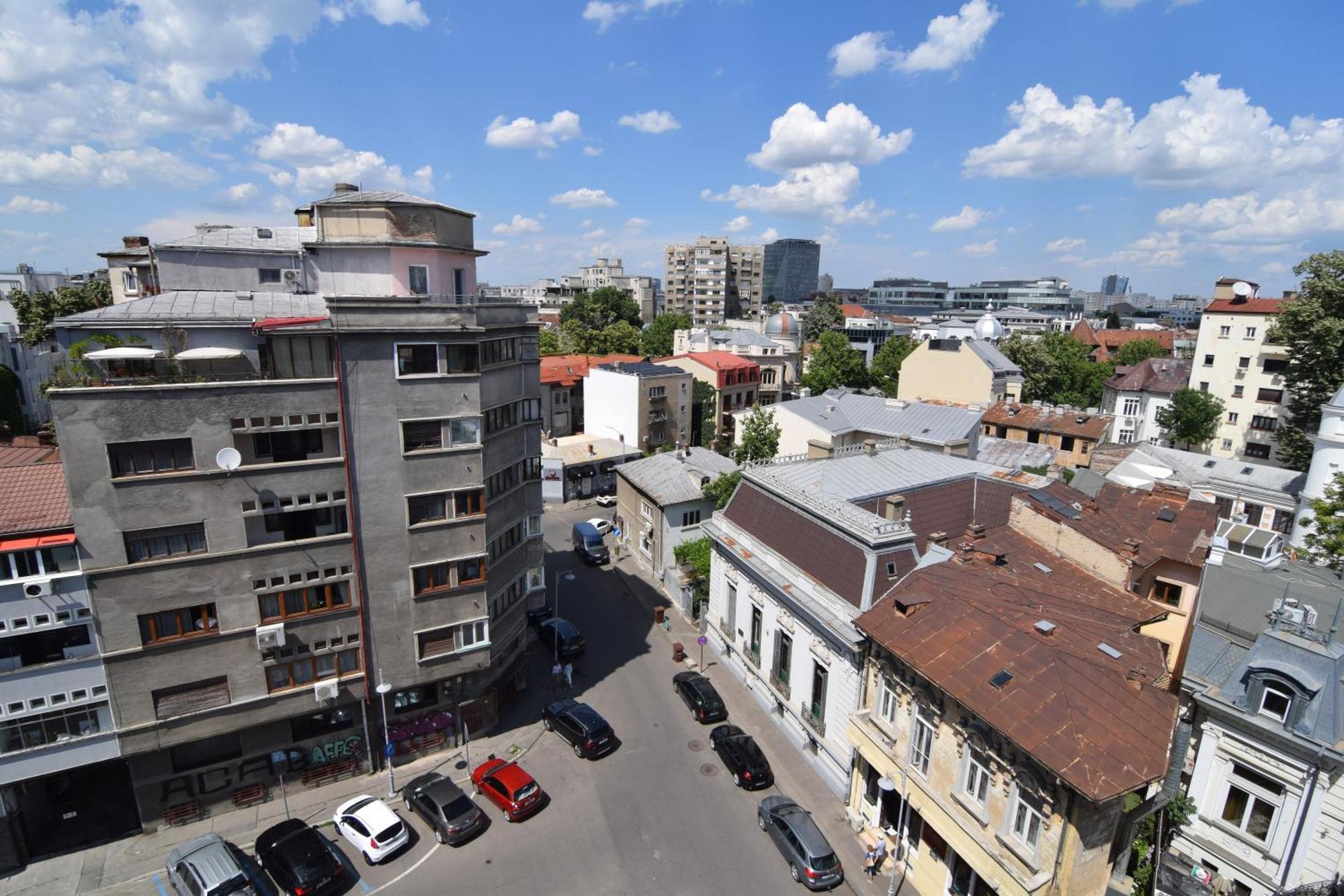 Apartment Over The Bukarest